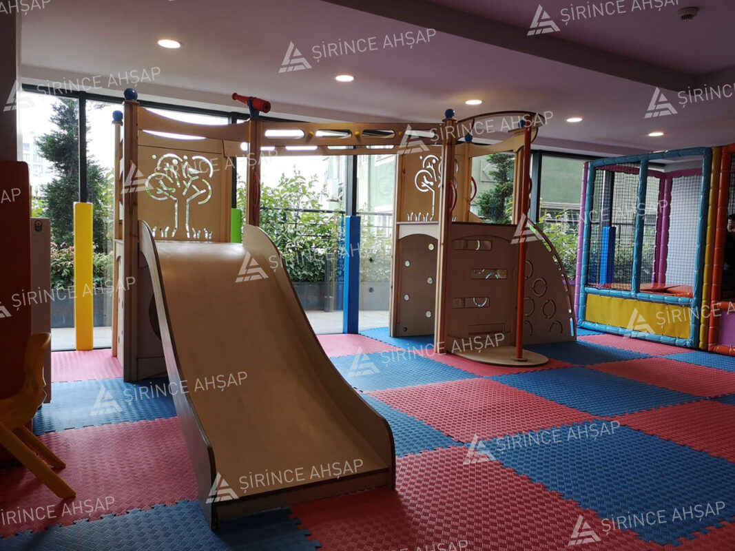 Ahşap İç Mekan Oyun ve Aktivite Parkı