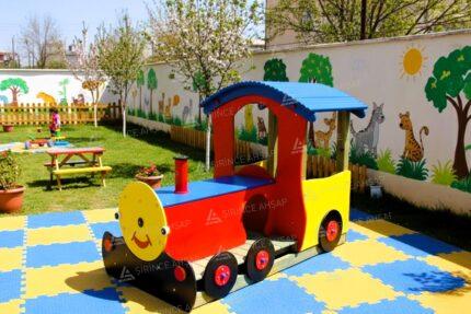 Ahşap Çocuk Oyun Treni - Tematik Mini Lokomotif Aktivite Alanı